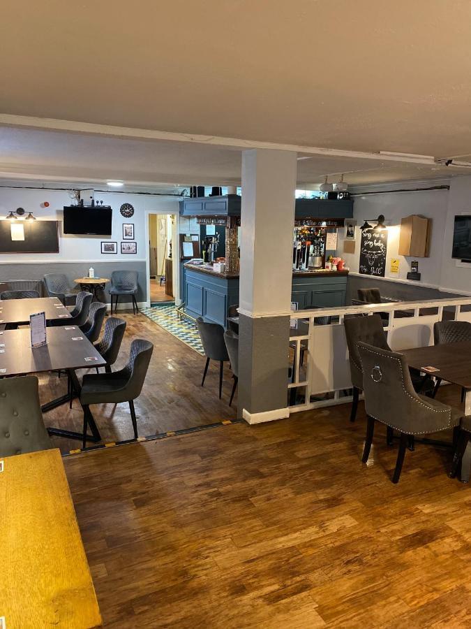 Newcastle Arms Hotel Coldstream Buitenkant foto