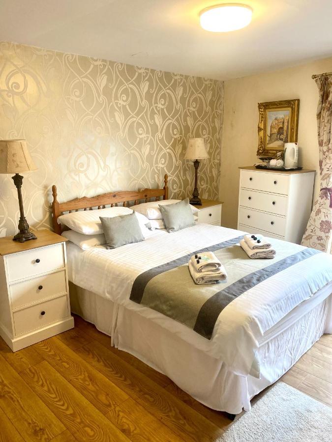 Newcastle Arms Hotel Coldstream Buitenkant foto